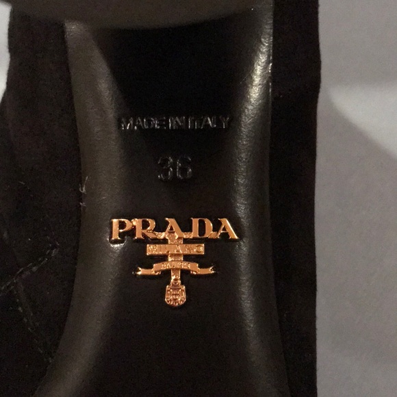 BNIB Prada camoscio suede booties - Picture 4 of 5